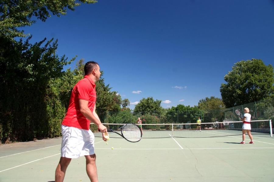 Camping Montana Parc - Gassin Golfe De St Tropez - Maeva Buitenkant foto